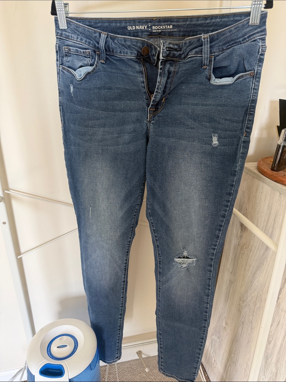 Old Navy Skinny Jeans in Medium Blue Wash